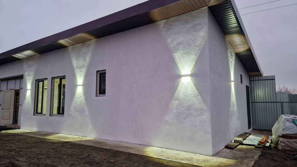 Applique murale LED moderne  - Image 1